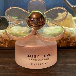 Marc Jacob’s Daisy Love